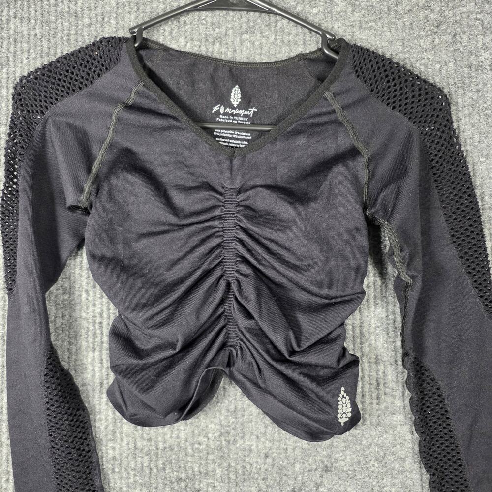 Free People Movement Black Ruched Crop Top Mesh Sleeve XS/S - Picture 2 of 3